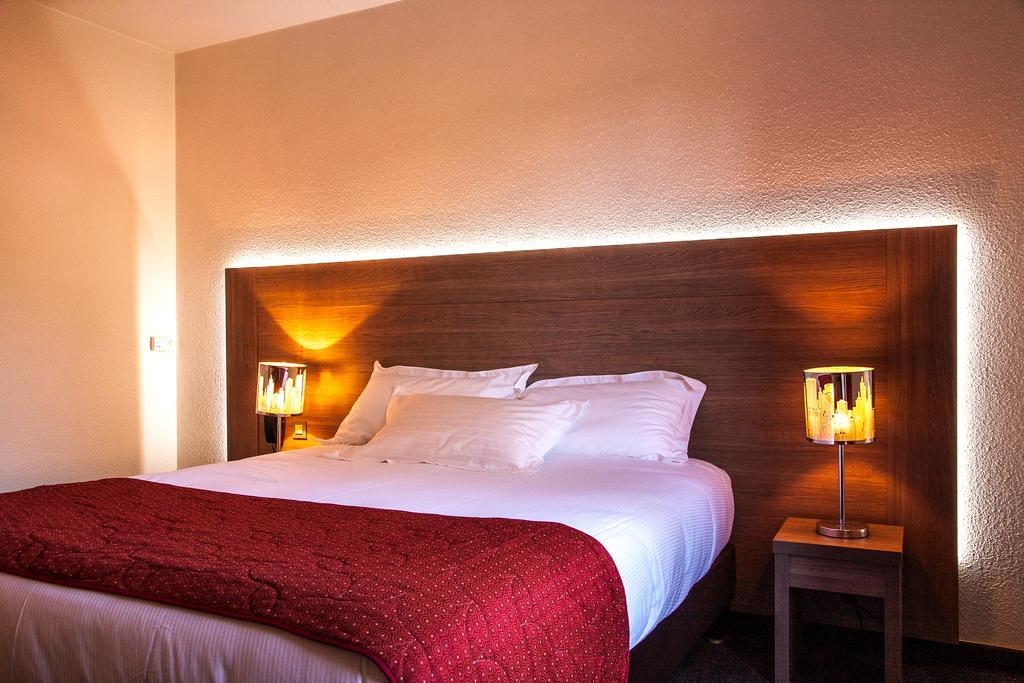 Hotel Les Amandiers Tournon-sur-Rhone Exterior photo
